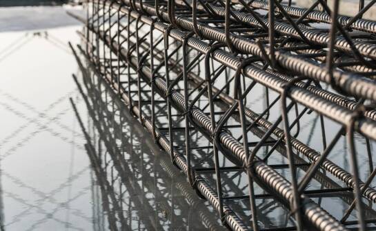 Mechaniczne kraty jako element strategii ochrony zasobów wodnych