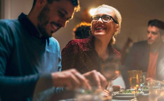 Jak przekomarzanki mogą wzbogacić klimat artystycznej imprezy?