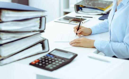 Jak uniknąć błędów przy składaniu celnych zgłoszeń?