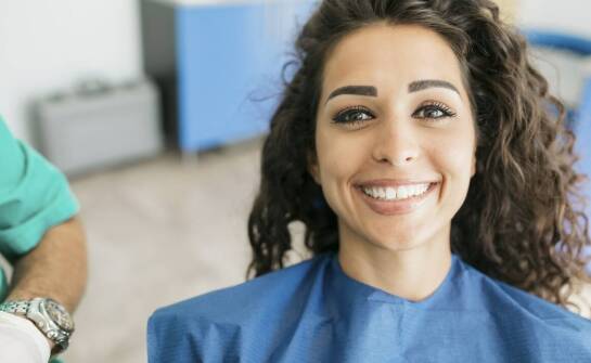 Metamorfoza uśmiechu dzięki nowoczesnym technikom w stomatologii