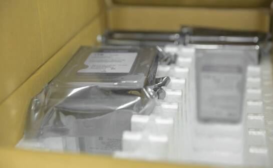 Jakie ochronne materiały są używane przy transporcie RTV w Warszawie?