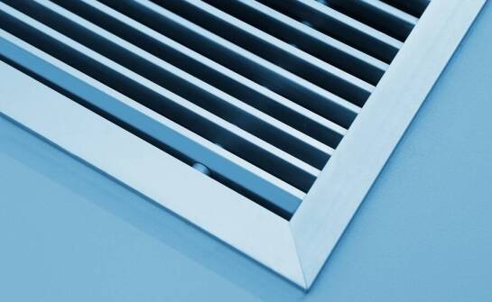 Zalety wyboru mosiężnych kratek wentylacyjnych dla nowoczesnych wnętrz