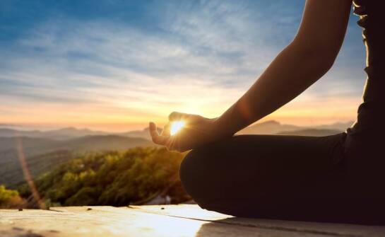 Skuteczne strategie leczenia usznych szumów: co warto wiedzieć?