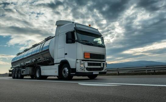 Dlaczego warto inwestować w nowoczesne samochodów ciężarowych zabudowy?