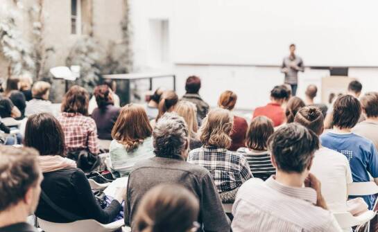 Rola reklamowych plecaków w kampaniach społecznych i edukacyjnych