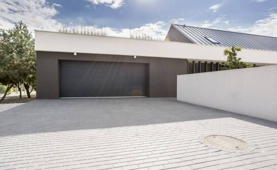 Wpływ wentylacyjnych systemów na komfort użytkowania blaszanych garaży