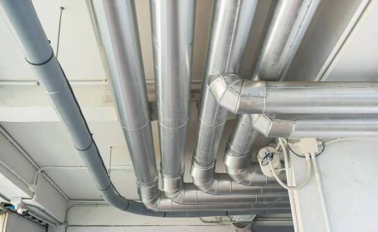 Nierdzewna stal jako fundament nowoczesnych systemów wentylacyjnych