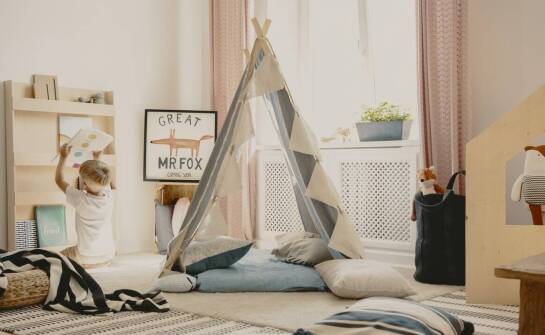 Jakie zamykane modele koszy na zabawki są najpopularniejsze wśród rodziców?