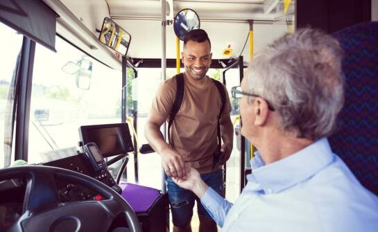 Jak dostosowujemy nasze usługi przewozowe do potrzeb indywidualnych pasażerów?