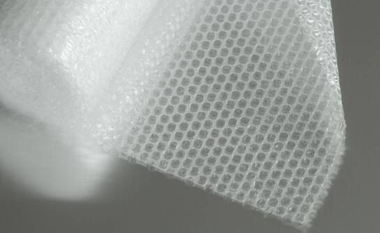 Podgumowana taśma: kluczowe zalety i zastosowania w pakowaniu delikatnych produktów