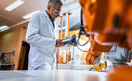 Dlaczego inwestycje w badania i rozwój są kluczowe dla przyszłości elektroniki?