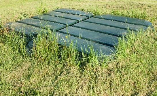 Dlaczego warto inwestować w oczyszczalnię ścieków bez dostępu do sieci elektrycznej?