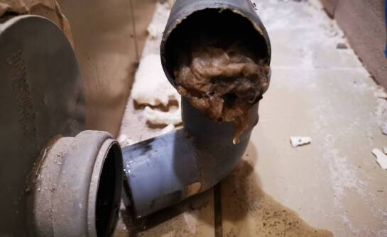 Czyszczenie wewnętrznych instalacji – jakie wyzwania napotykają specjaliści?