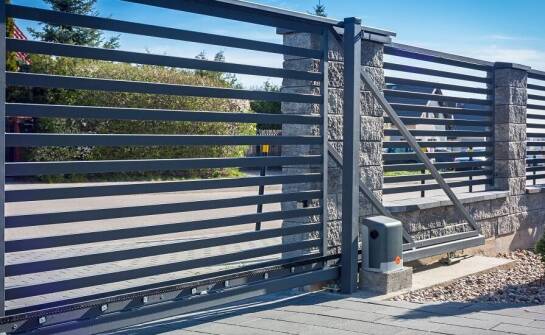 Jak działają fotokomórki w systemach automatyki bramowej?