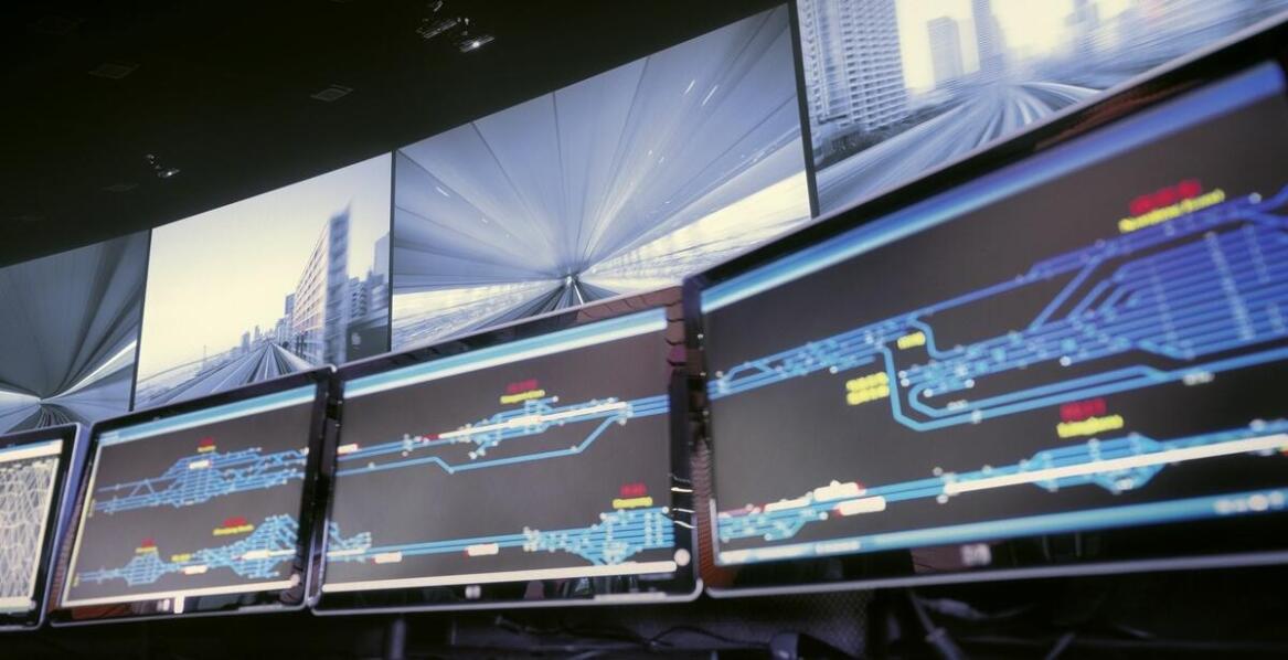 Jak efektywnie zarządzać flotą pojazdów w międzynarodowym transporcie?