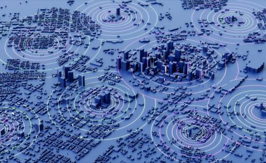 Jakie są kluczowe aspekty wyboru lokalizacji dla pylonów?