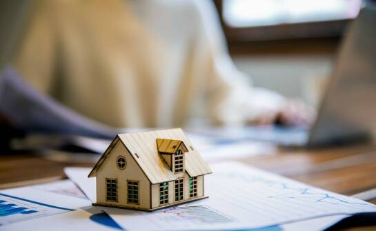 Koszt operatu szacunkowego a strategia sprzedaży nieruchomości