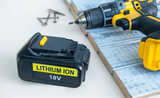 Główne zalety użytkowania udarowego młota Rebir IE 5708C