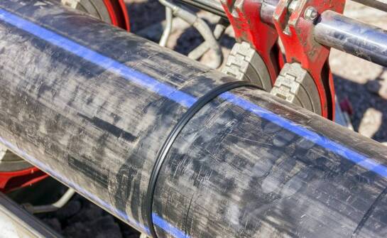 Blokowane połączenia a elastyczność montażu rur z żeliwa sferoidalnego