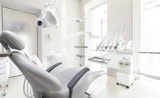 Zalety stosowania tomografu komputerowego w gabinecie stomatologicznym w Ujściu