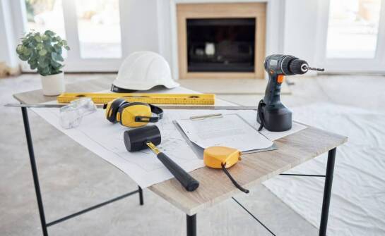 Jak zlecić wykonanie znamionowej tabliczki dla pieca? – krok po kroku