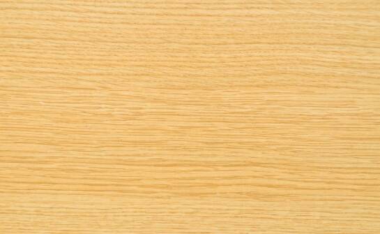 Jakie właściwości ma drewniana cienka sklejka w kontekście wytrzymałości?