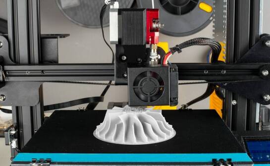 Zastosowanie technologii FDM w skomplikowanych projektach 3D druku