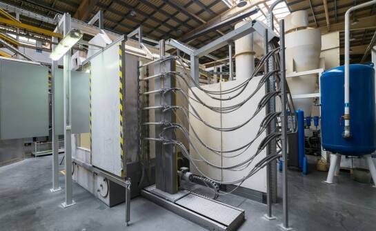 Jak nowoczesne technologie wspierają proces proszkowego malowania?