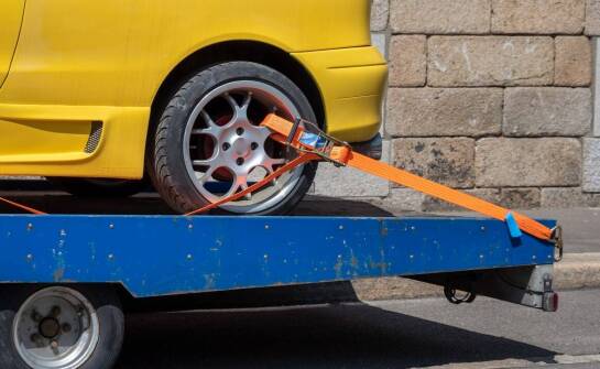 Rola holowników w efektywnej obsłudze moto-assistance