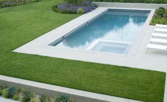 Zastosowanie trawy z rolki w aranżacji nowoczesnych zieleni terenów