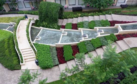 Jak projektowe doradztwo wpływa na finalny efekt instalacji fontanny?