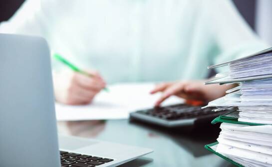 Obsługa kadrowo-płacowa – jak księgowe biuro może pomóc?