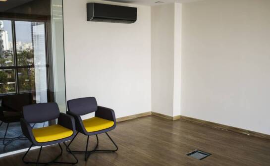 Jak HRV 100 Awenta może wspomóc wentylację w biurach o dużej powierzchni?