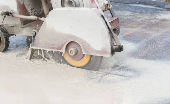 Wykorzystanie diamentowych narzędzi w pracach przy asfalcie