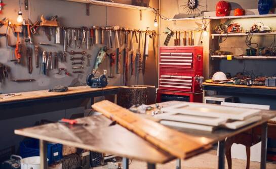 Wybór noży tokarskich jako kluczowy element strategii produkcyjnej