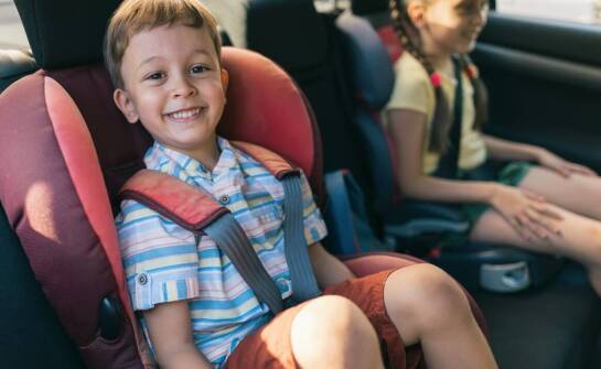 Jakie są najważniejsze aspekty bezpieczeństwa w przewozach dla dzieci?