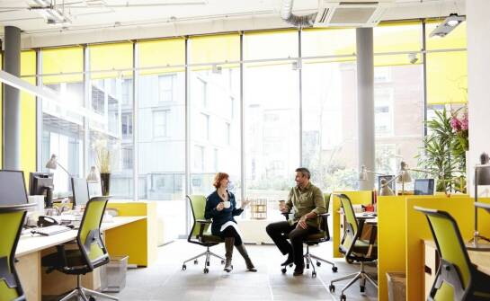 Dzierżawa vs zakup – co jest bardziej opłacalne dla Twojej firmy?