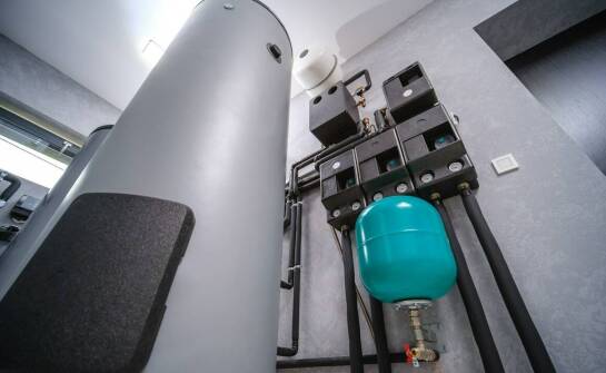 Jakie czynniki decydują o wyborze rodzaju kolektora dla pompy ciepła?