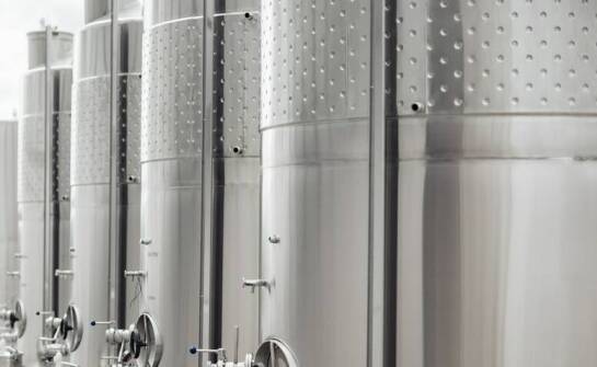 Wpływ precyzyjnego wykonania na trwałość stalowych dennic