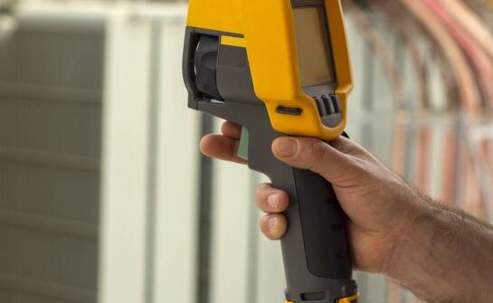 Jak termowizyjne pomiary przyczyniają się do poprawy komfortu termicznego?