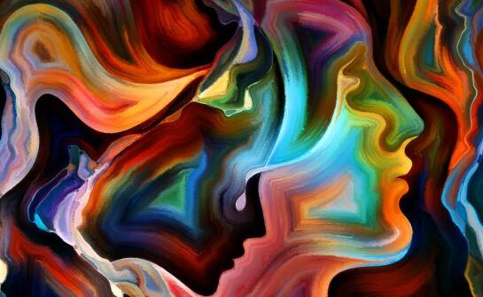 Jakie motywy są najczęściej wybierane w rysunkach farbami na płótnie?