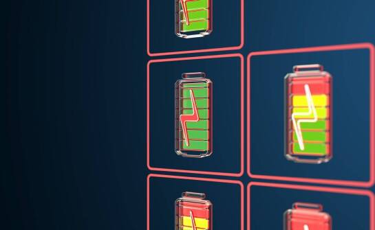 Porównanie różnych technologii automatycznych kondensatorów baterii dostępnych na rynku