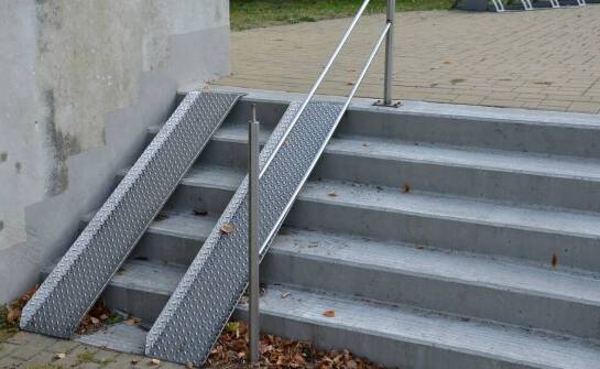 Zewnętrzne schody techniczne: jakie są możliwości ich renowacji?