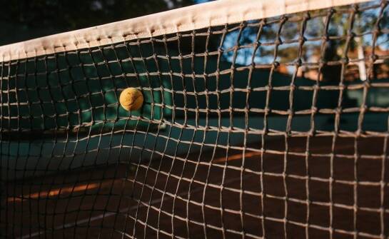 Historia dotycząca standardów średnicy piłek tenisowych