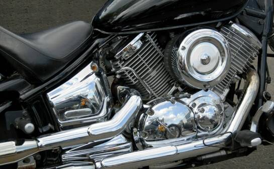 Jakie akcesoria do motocyklowych rączek mogą zwiększyć komfort jazdy?