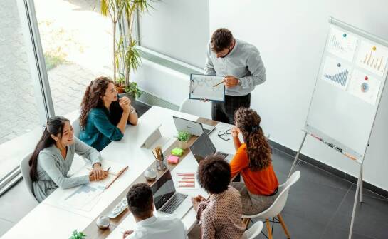 Jak Teltonika wspiera efektywność komunikacji w przedsiębiorstwach?