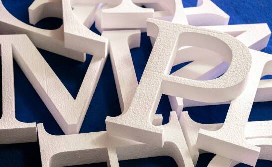 Od projektu do montażu: kompleksowa obsługa przestrzennych liter 3D