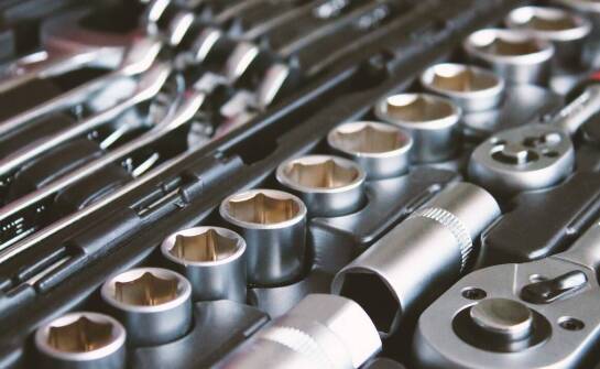 Zestawy do demontażu klap wirowych – jak wpływają na ekonomię paliwową?