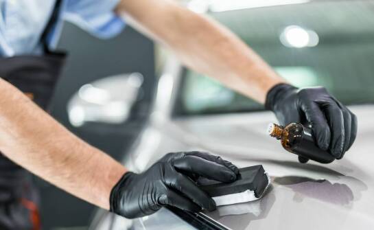 Jak aplikacja ochronnych powłok jest ułatwiona dzięki detailingowemu szkoleniu w Lublinie?