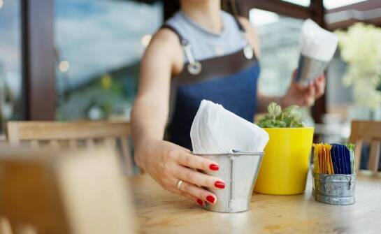 Celulozowe ręczniki – klucz do utrzymania czystości w restauracjach